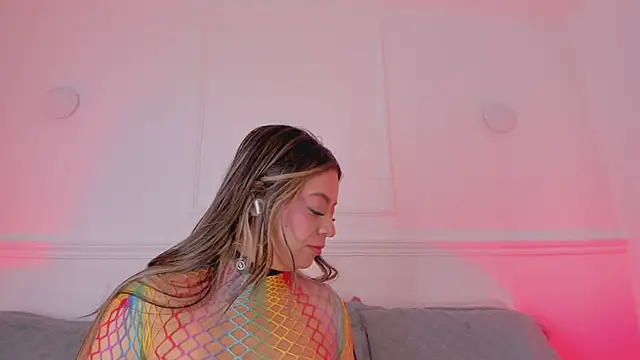 sarah-bonneth online show from 04/07/26, 11:45