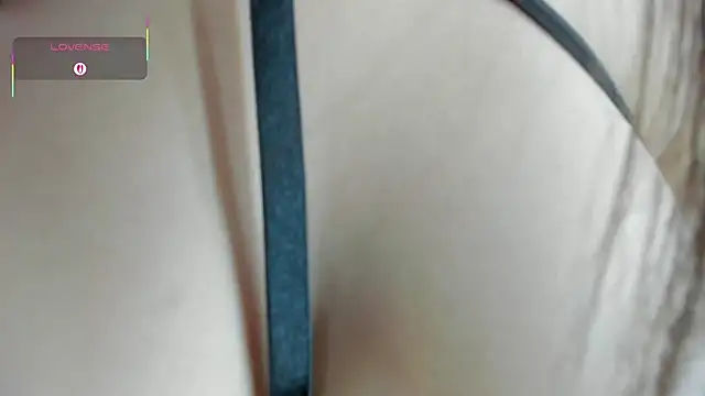 sarah-bonneth online show from 09/12/25, 11:43