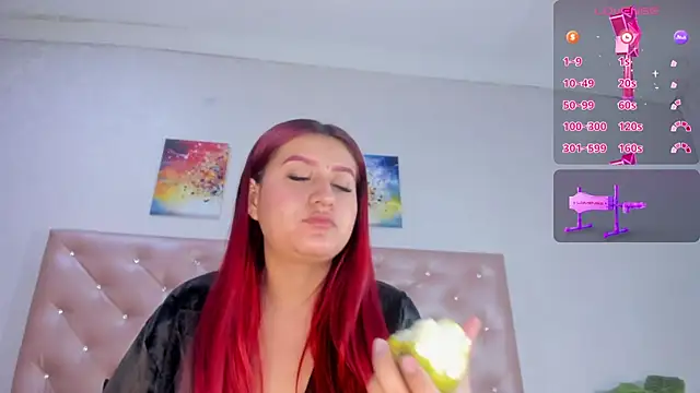 Snapshot of paulinasaeEnz chatting on 09/25/25, 01:17 paulinasaeEnz online show from 09/25/25, 01:17
