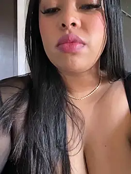 PUSHYLATE online show from 10/26/25, 03:56