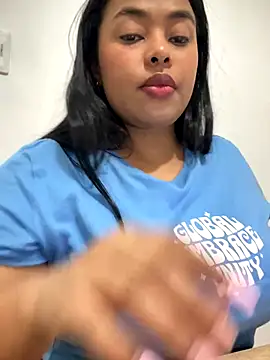 PUSHYLATE online show from 11/25/25, 05:57