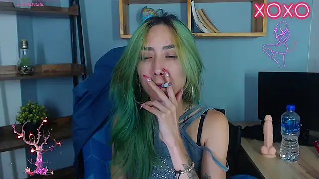 Erika Stevens online show from 10/22/25, 12:10