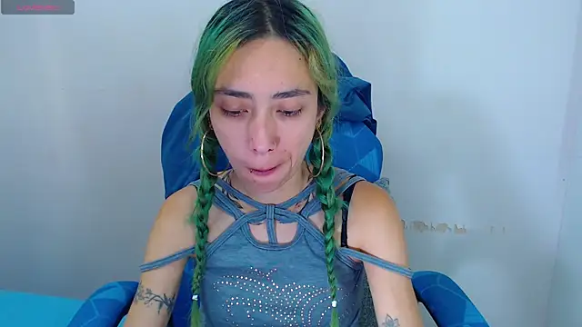 Erika Stevens online show from 10/12/25, 03:57