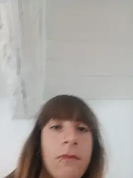 Snapshot of Cristina02 chatting on 05/31/26, 12:22 Cristina02 online show from 05/31/26, 12:22