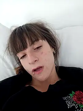 Cristina02 online show from 05/15/26, 08:45