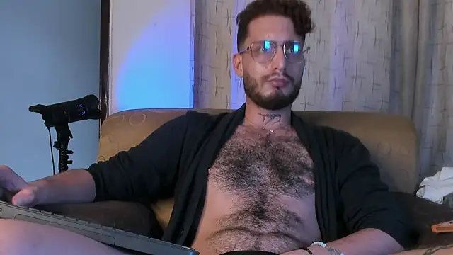 axel giracr online show from 02/23/25, 10:20