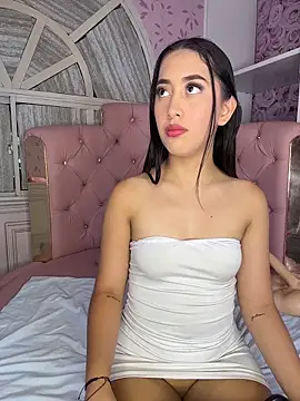 Snapshot of valentina_cortes72 chatting on 10/18/25, 11:29 valentina cortes72 online show from 10/18/25, 11:29