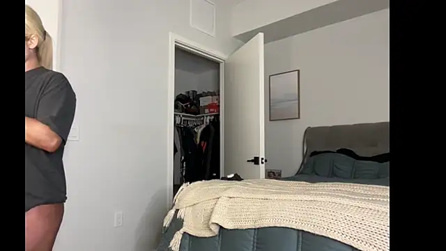 ElenaErickson online show from 01/12/26, 02:29