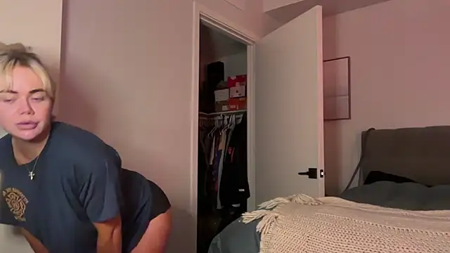 ElenaErickson online show from 02/13/26, 04:34