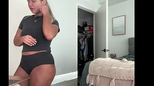 ElenaErickson online show from 06/20/26, 11:54