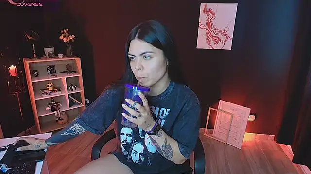  WednesdayFriday  online show from 11/26/25, 06:52