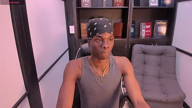 Snapshot of JacksonMuller_ chatting on 11/19/25, 01:33 JacksonMuller online show from 11/19/25, 01:33