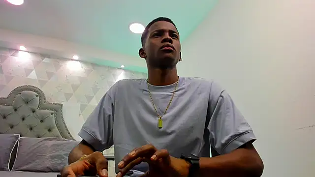 Snapshot of JacksonMuller_ chatting on 01/09/25, 11:36 JacksonMuller online show from 01/09/25, 11:36