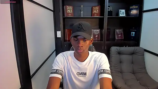 Snapshot of JacksonMuller_ chatting on 10/30/25, 02:04 JacksonMuller online show from 10/30/25, 02:04