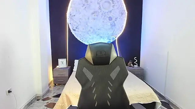 Snapshot of JacksonMuller_ chatting on 11/10/25, 01:05 JacksonMuller online show from 11/10/25, 01:05