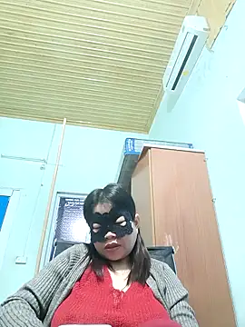 Anna Toy19 online show from 11/26/25, 02:55