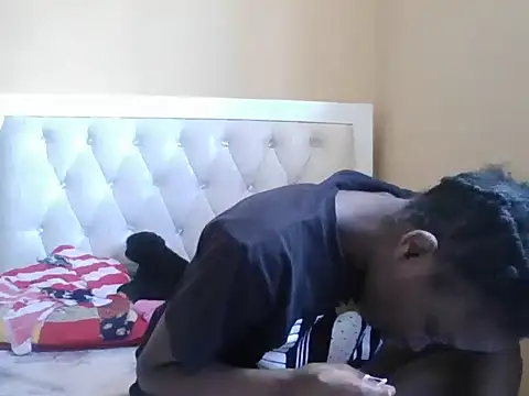 just nala online show from 12/18/25, 09:36