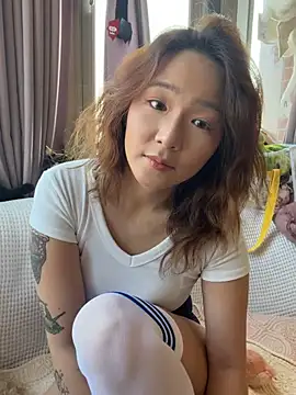 banbiekissme online show from 06/02/26, 08:47