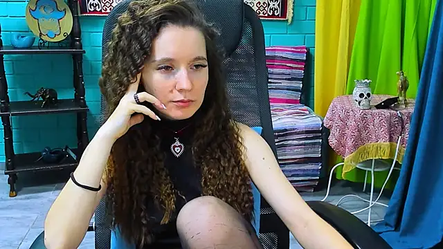Snapshot of Miss_Barbara_ chatting on 03/21/25, 12:06 Miss Barbara online show from 03/21/25, 12:06