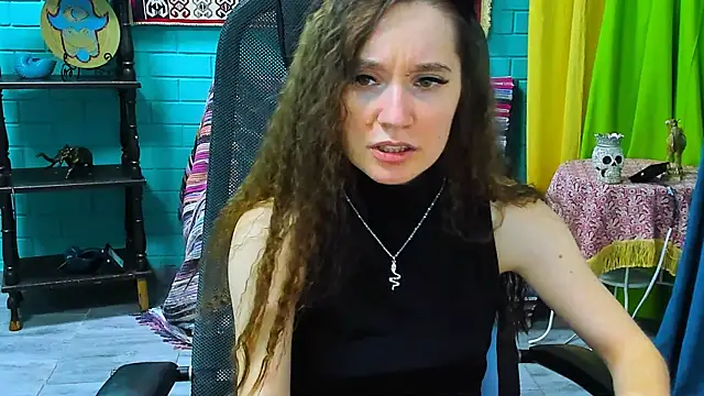Snapshot of Miss_Barbara_ chatting on 03/17/25, 04:01 Miss Barbara online show from 03/17/25, 04:01