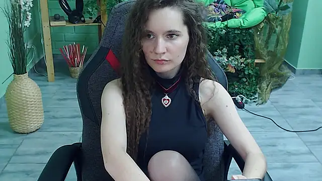 Snapshot of Miss_Barbara_ chatting on 03/06/25, 11:09 Miss Barbara online show from 03/06/25, 11:09