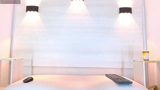 jeic 18 online show from 10/09/25, 12:28