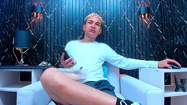 jeic 18 online show from 11/04/25, 07:17