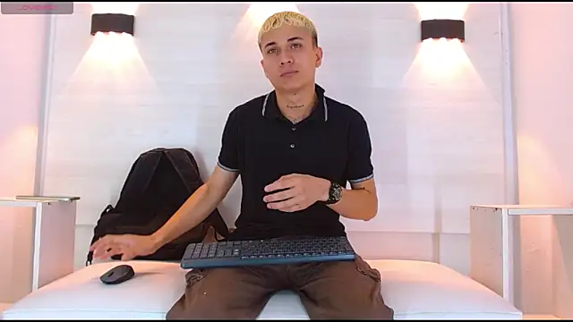 jeic 18 online show from 10/08/25, 04:08