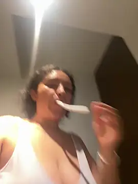 Nathcurly  online show from 03/19/26, 12:43