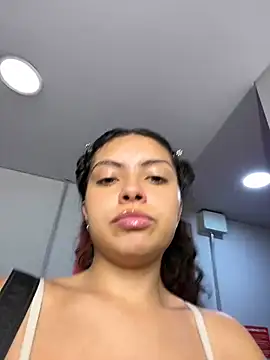 Snapshot of Nathcurly_ chatting on 02/18/25, 03:10 Nathcurly online show from 02/18/25, 03:10