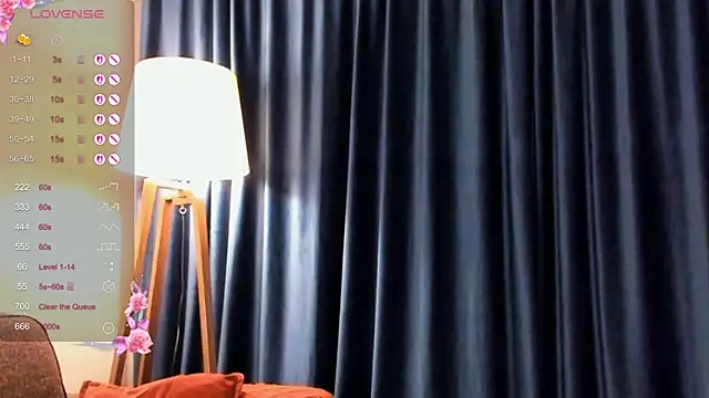 Snapshot of SarahCarrter chatting on 02/18/25, 03:52 SarahCarrter online show from 02/18/25, 03:52