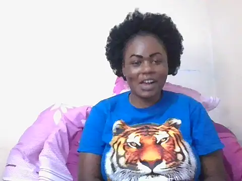 tanishacute online show from 09/13/25, 07:47