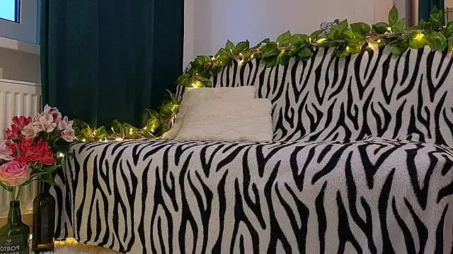 kristina amurova online show from 11/13/25, 12:31