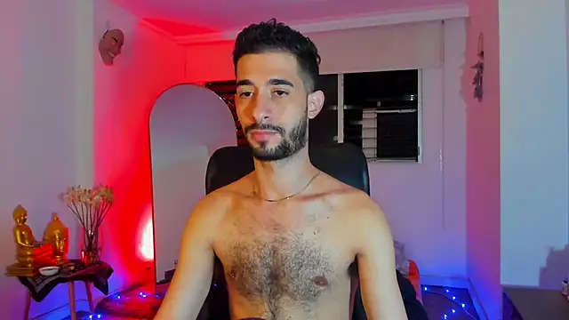 Snapshot of Your__hero1 chatting on 10/09/25, 01:06 Your  hero1 online show from 10/09/25, 01:06