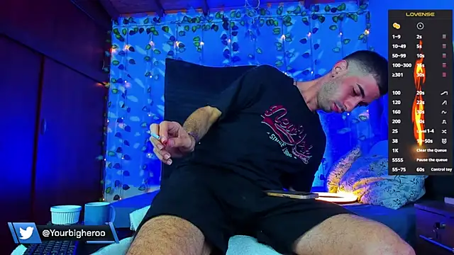 Snapshot of Your__hero1 chatting on 02/28/25, 01:58 Your  hero1 online show from 02/28/25, 01:58