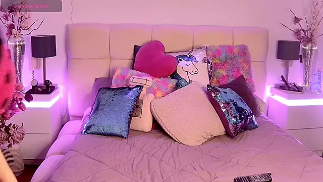 Snapshot of EvelinaGrey chatting on 02/22/26, 09:22 EvelinaGrey online show from 02/22/26, 09:22