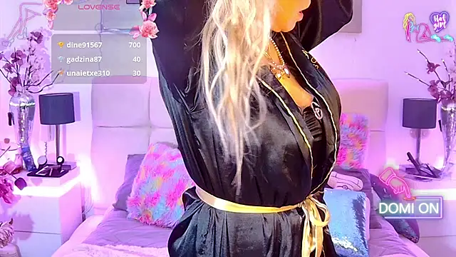 Snapshot of EvelinaGrey chatting on 02/24/26, 09:21 EvelinaGrey online show from 02/24/26, 09:21