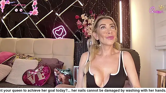 EvelinaGrey online show from 05/16/26, 12:09