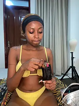 hot daily online show from 05/13/26, 05:31