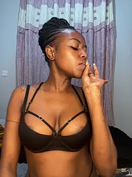 hot daily online show from 10/28/25, 09:47