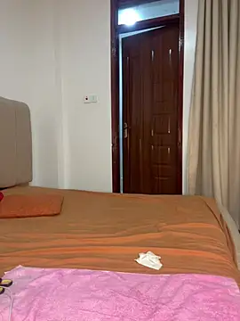 hot daily online show from 03/08/26, 08:56