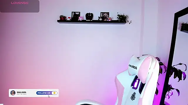 kali ka  online show from 11/14/25, 08:01