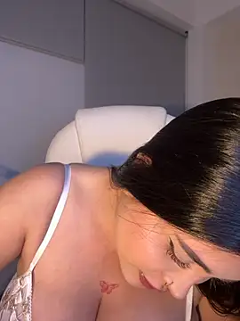 misslollipop04 online show from 10/26/25, 06:36