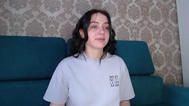 Louise Lavender online show from 03/15/25, 10:13