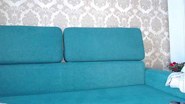 Louise Lavender online show from 02/19/25, 05:16