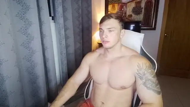 Snapshot of YourHotGreg chatting on 11/04/25, 02:26 YourHotGreg online show from 11/04/25, 02:26