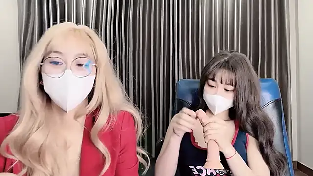 Mono-Stewardesss online show from 03/20/25, 12:54