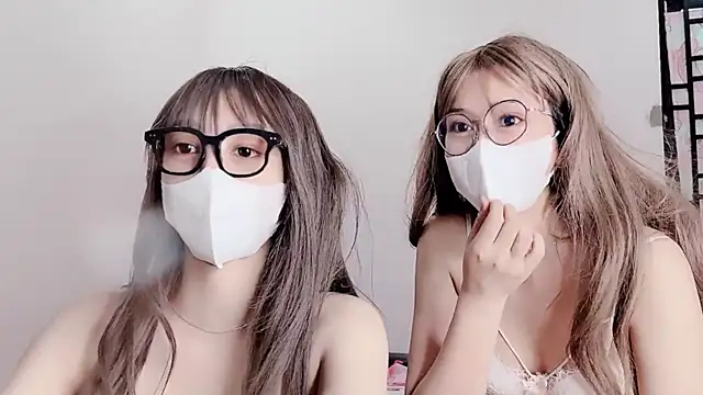 Mono-Stewardesss online show from 12/06/24, 09:15