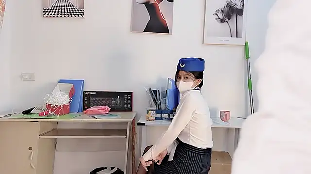 Mono-Stewardesss online show from 01/08/26, 02:34