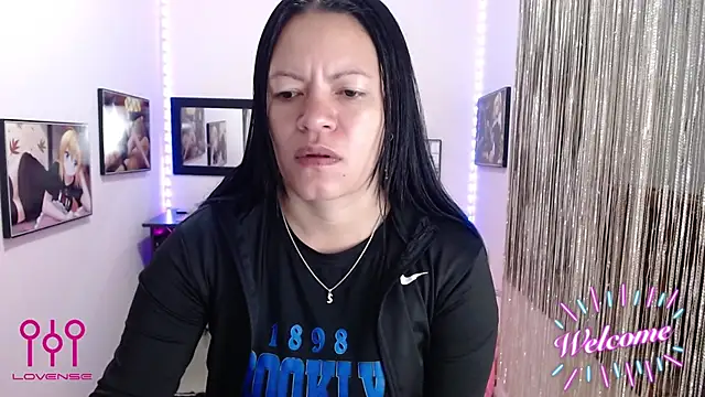 Cristal w online show from 10/14/25, 12:50